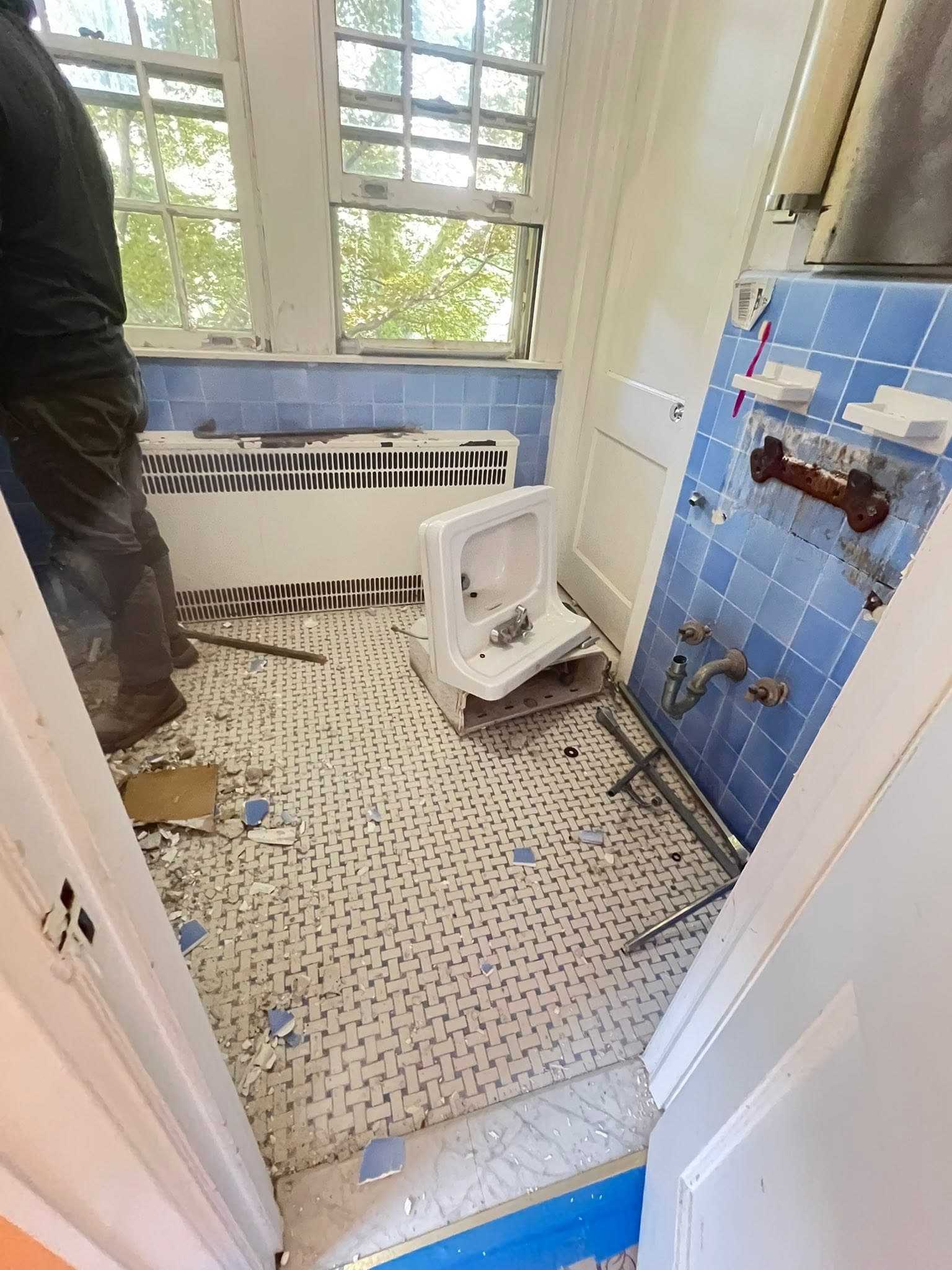 Bathroom, before view 1